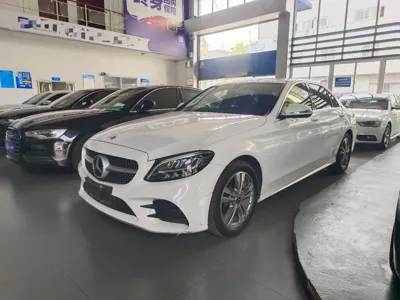 Mercedes-Benz C-Class · 2020 год