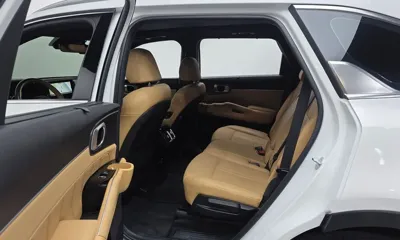 Kia Sorento 2023, 56284 км, за 18526.94 USD - фото 12