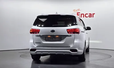 Kia Canival 2020, 45660 км, за 15823.4 USD