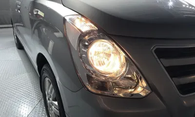 Hyundai Starex