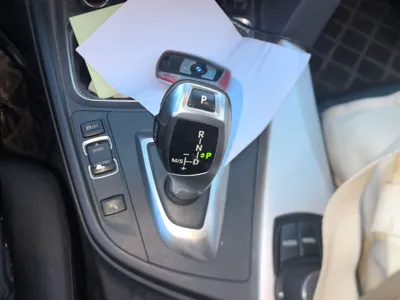 BMW 3 Series 2015, 130600 км, за 8587 USD - фото 15