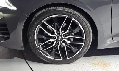 Kia K5 2020, 67035 км, за 8794.79 USD