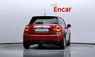 MINI Cooper 2014, 104640 км, за 2340.24 USD