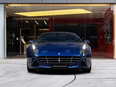 Ferrari California T 2015, 30000 км, за 107119.76 USD