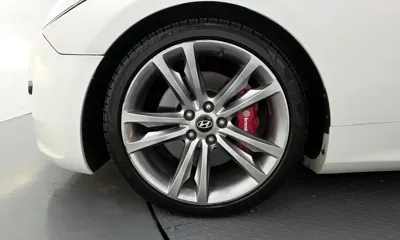 Hyundai Genesis 2011, 123160 км, за 2264.93 USD