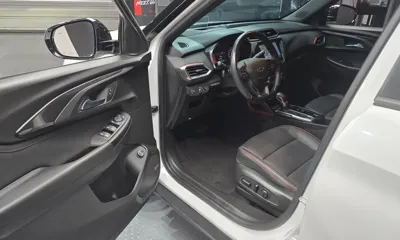 ChevroletGMDaewoo Trailblazer 2021, 17635 км, за 14930.29 USD - фото 11