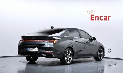 Hyundai Avante 2021, 101667 км, за 10906.94 USD