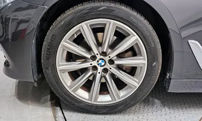 BMW 5-Series 2019, 80531 км, за 15951.16 USD