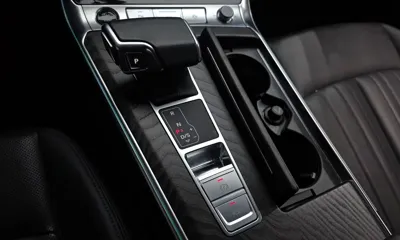 Audi A6 2022, 34606 км, за 27152.3 USD - фото 9