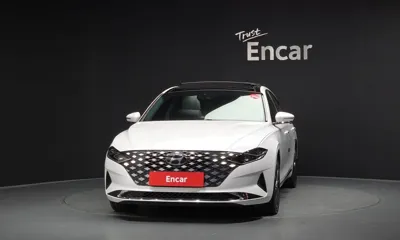 Hyundai Grandeur 2023, 77182 км, за 16195.15 USD