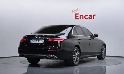 Mercedes-Benz E-Class 2023, 24114 км, за 27296.36 USD