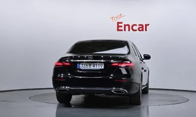Mercedes-Benz E-Class 2023, 24114 км, за 27296.36 USD