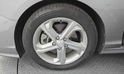 Hyundai Sonata 2018, 89316 км, за 8859.94 USD