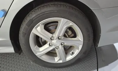 Hyundai Sonata 2018, 89316 км, за 8859.94 USD - фото 21