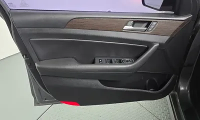 Hyundai Sonata 2018, 89316 км, за 8859.94 USD - фото 24