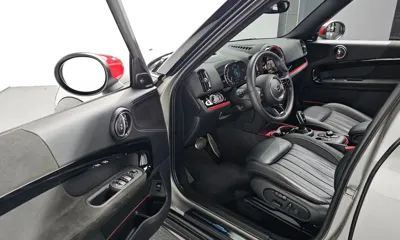 MINI Countryman 2023, 42240 км, за 25496.67 USD - фото 11