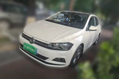 Volkswagen Polo · 2021 год