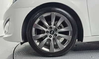 Hyundai i40 2014, 106064 км, за 4098.36 USD