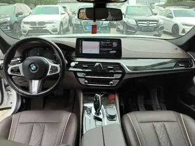 BMW 5 Series 2021, 93900 км, за 25293.8 USD - фото 10