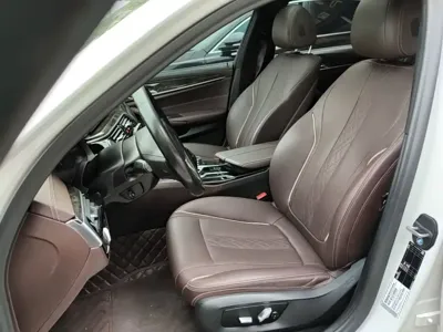 BMW 5 Series 2021, 93900 км, за 25293.8 USD - фото 15