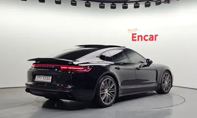 Porsche Panamera 2019, 83639 км, за 58804.09 USD