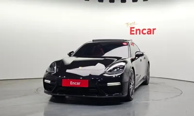 Porsche Panamera 2019, 83639 км, за 58804.09 USD