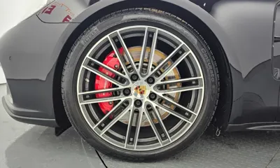 Porsche Panamera 2019, 83639 км, за 58804.09 USD