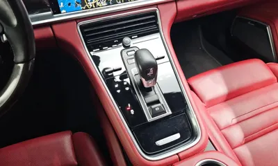 Porsche Panamera 2019, 83639 км, за 58804.09 USD - фото 9