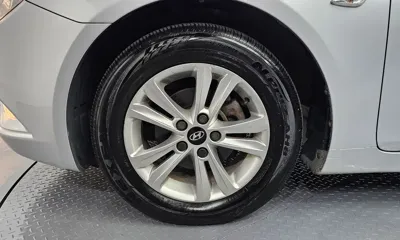 Hyundai Sonata 2010, 190480 км, за 1832.63 USD