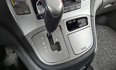 Hyundai Starex 2019, 106814 км, за 8395.03 USD - фото 9