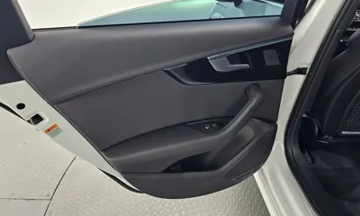 Audi A4 2021, 30476 км, за 15858.02 USD - фото 25