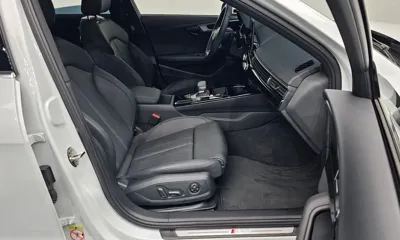 Audi A4 2021, 30476 км, за 15858.02 USD - фото 26