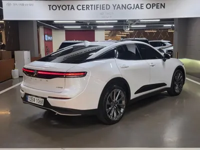Toyota Crown 2023, 57812 км, за 27907.91 USD