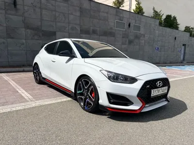 Hyundai Veloster 2021, 82081 км, за 10181.29 USD