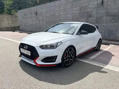 Hyundai Veloster 2021, 82081 км, за 10181.29 USD