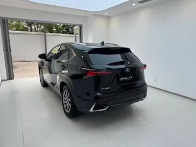 Lexus NX 2018, 122000 км, за 17627.67 USD - фото 6
