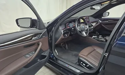BMW 5-Series 2022, 84936 км, за 25486.06 USD - фото 10