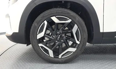 Kia Seltos 2026, 4338 км, за 16404.1 USD