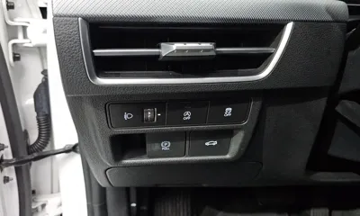 Hyundai Sonata 2024, 45760 км, за 22042.06 USD - фото 18