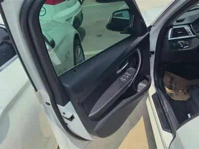 BMW 3 Series 2017, 141000 км, за 10432.41 USD - фото 7