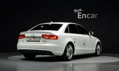 Audi A4 2013, 153988 км, за 3973.51 USD