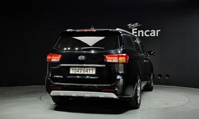 Kia Canival 2017, 135782 км, за 6494.18 USD