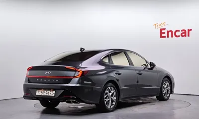 Hyundai Sonata 2022, 53106 км, за 13460.18 USD - фото 2