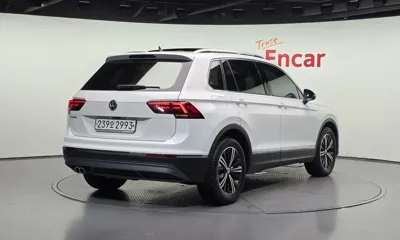 Volkswagen Tiguan 2020, 54270 км, за 15754.23 USD