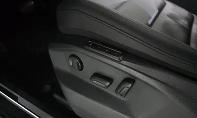 Volkswagen Tiguan 2020, 54270 км, за 15754.23 USD - фото 33