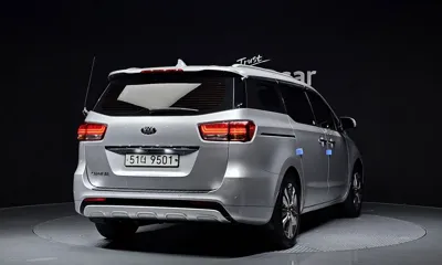 Kia Canival 2015, 117841 км, за 6693.38 USD