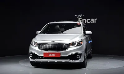 Kia Canival 2015, 117841 км, за 6693.38 USD