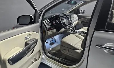 Kia Canival 2015, 117841 км, за 6693.38 USD - фото 11