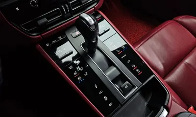 Porsche Macan 2024, 62109 км, за 58421.95 USD - фото 9