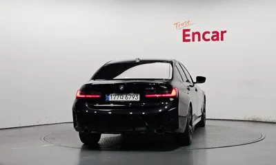 BMW 3-Series 2024, 13234 км, за 30064.33 USD
